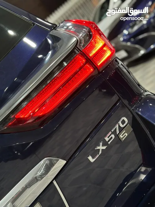 Lexus LX 570 S