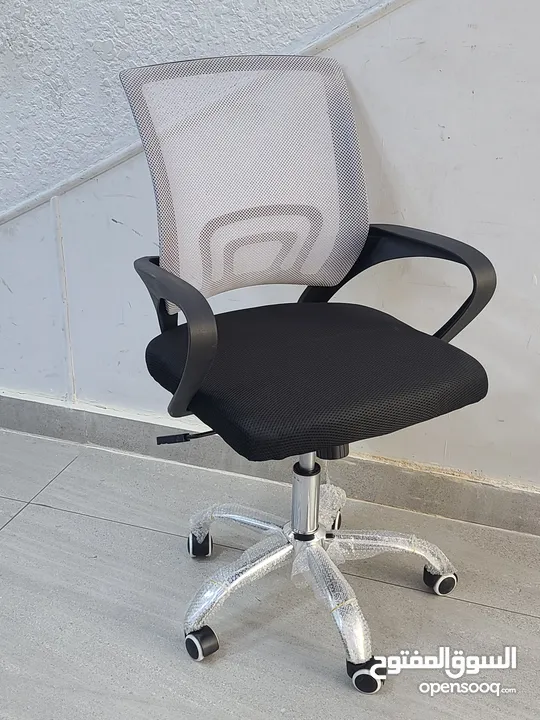 كرسي مساعد مديرشبك بعجلات شامل التوصيل وكفالة سنة  \ Assistant Manager Mesh Chair