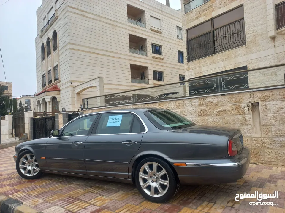 جاكوار XJ8 موديل 2005 للبيع