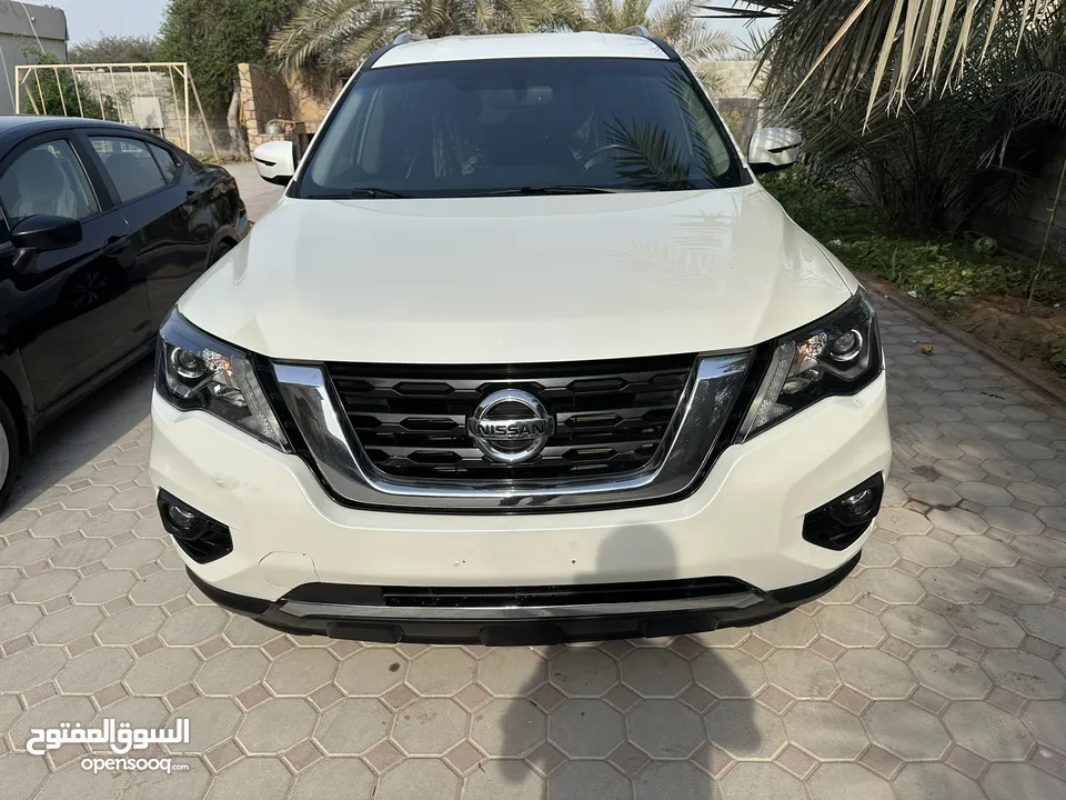 نيسان باثفايندر اس في 2019 فورويل ابيض لولو Nissan pathfinder 2019 SV 4WD pearl white