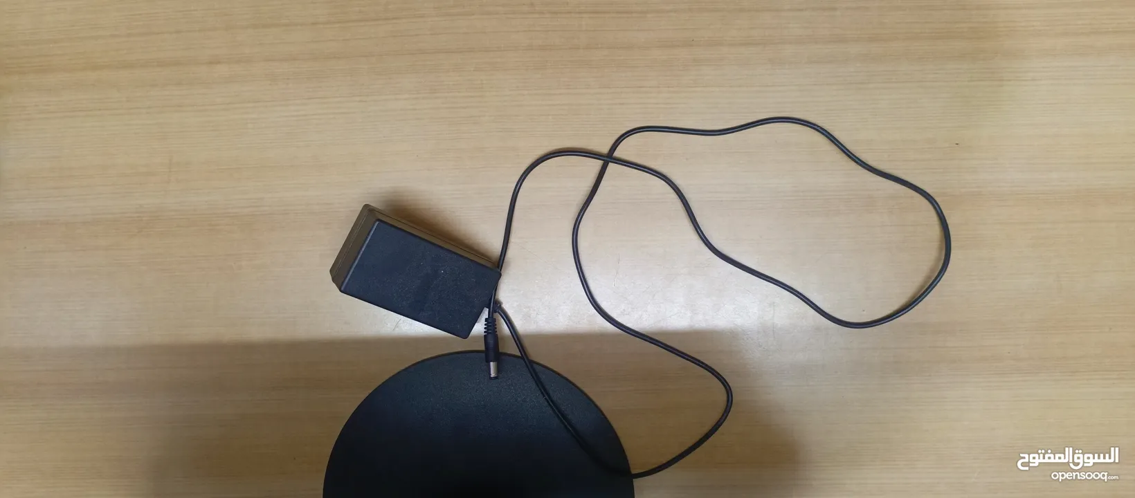 شاشة AQT هي شاشة عرض بقياس 19 بوصة من نوع LED، توفر تجربة مشاهدة واضحة بدقة HD 1440×900بكسل