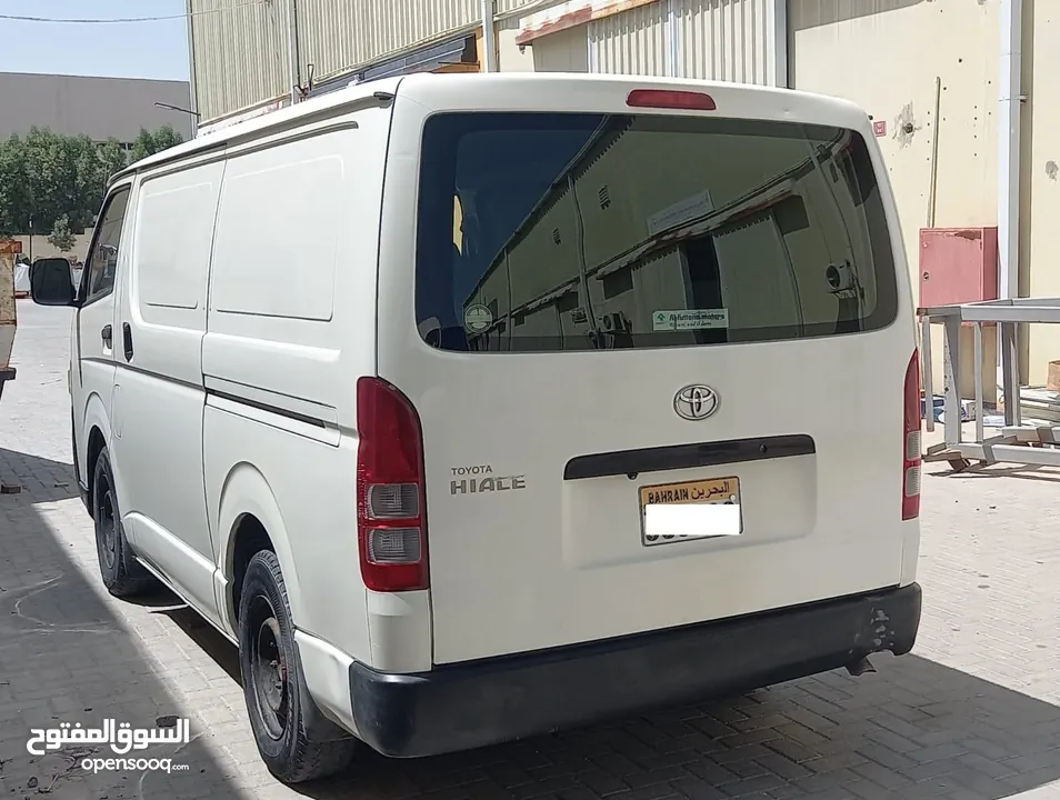 2012 Toyota Hiace  For sale Good in condition (Price negotiable for serious buyers)