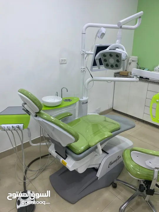 عيادة أسنان متكاملة بكافة المستلزمات