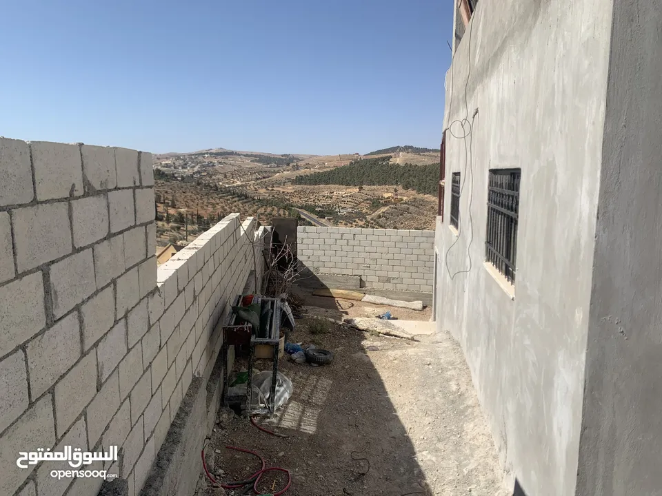 بيت للبيع مستقل وقوشان مفروز