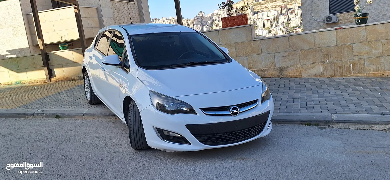 أوبل أسترا ( J ) موديل 2013 تسير 2016 ، بوضع الشركة