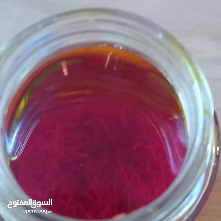 الزعفران الإيراني الذهب الاحمر  للبيع