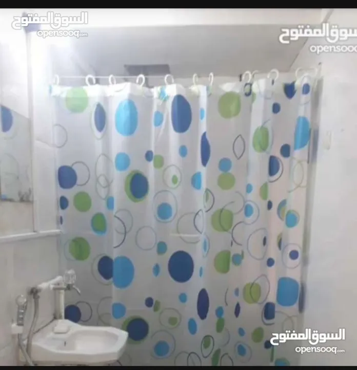 شقة مفروشة  مكييف للايجار من المالك جبل الحسين قرب دوار الداخليه ومشفى الأمل