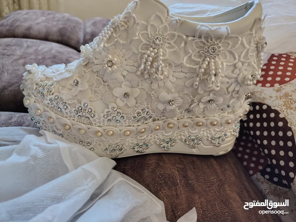 بوط عرايسي لبسة وحدة نمرة 37