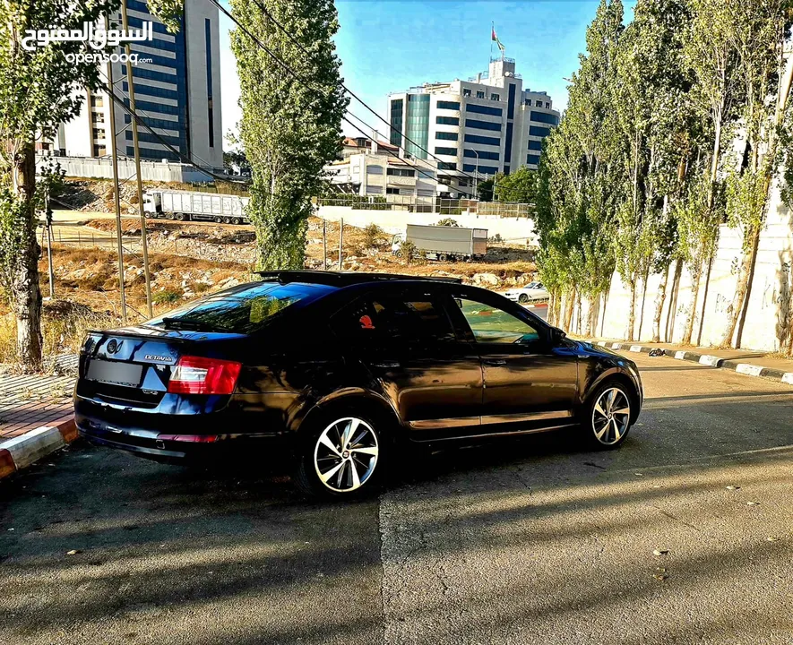 سكودا اوكتافيا فل مع بانوراما