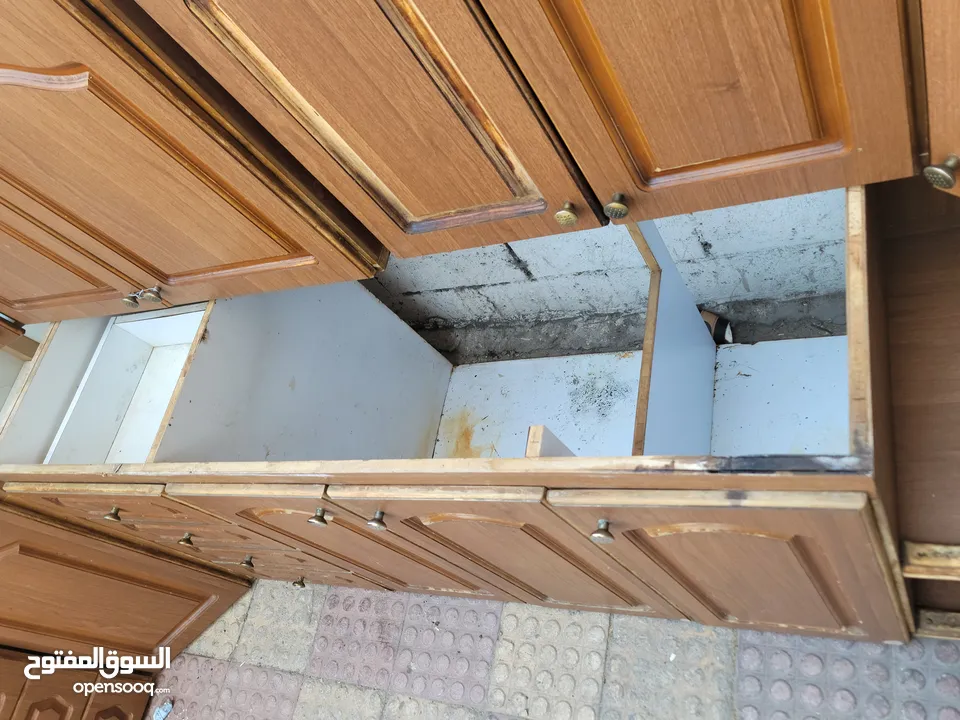 مطبخ خشب لاتية 18 ملبس بالكامل فورمايكا مكبوس من برا ومن جوا