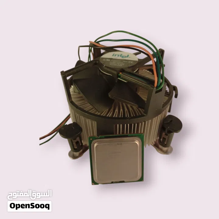 (عرض خاص لحق)معالج  pentium 4 intel معالج  .............................................