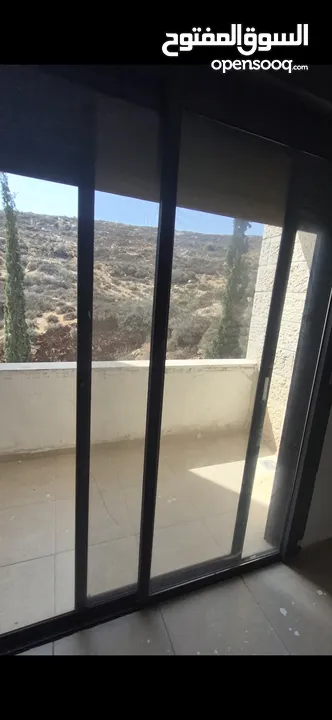 شقه للايجار ضاحيه الغدير عمارة رقم 5 طابق الثالث