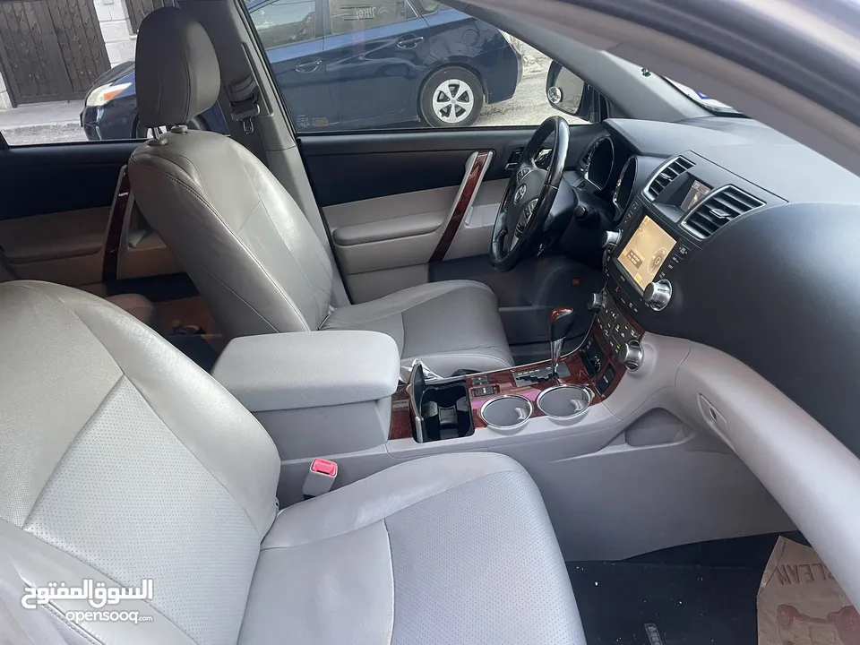 Toyota Highlander 2012 full option