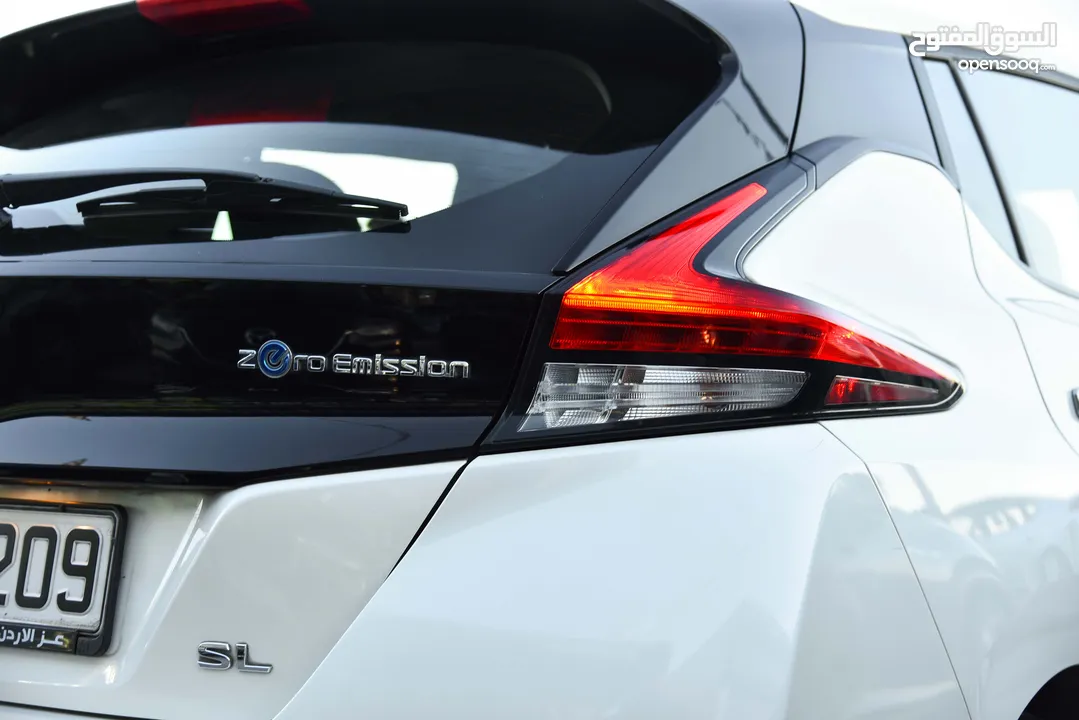 نيسان ليف SL 2019 بحالة الوكالة Nissan Leaf SL 2019