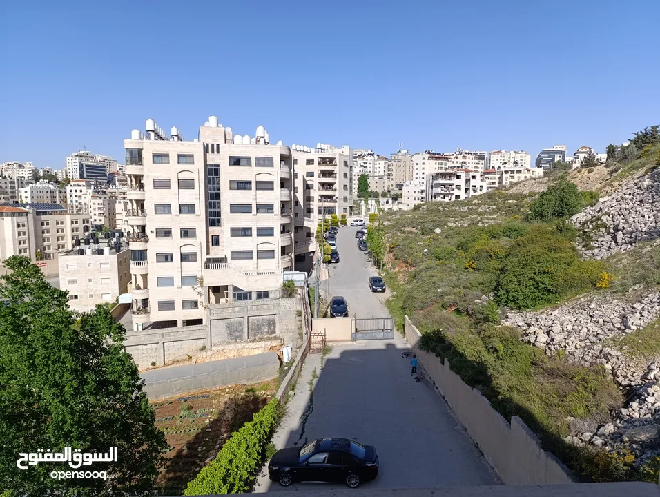 شقة في المصايف 150 متر صافي 3 غرف من المالك مباشرة (عمارة تل المصايف - طابق ثالث)