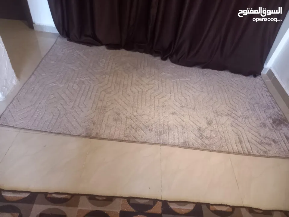 حرق اسعار كرسي مكتب شبه جديد ميكرويف سجاد عدد 7 كراسي بلاستيك 2 في أيدي  طاولة سفره شبه جديد
