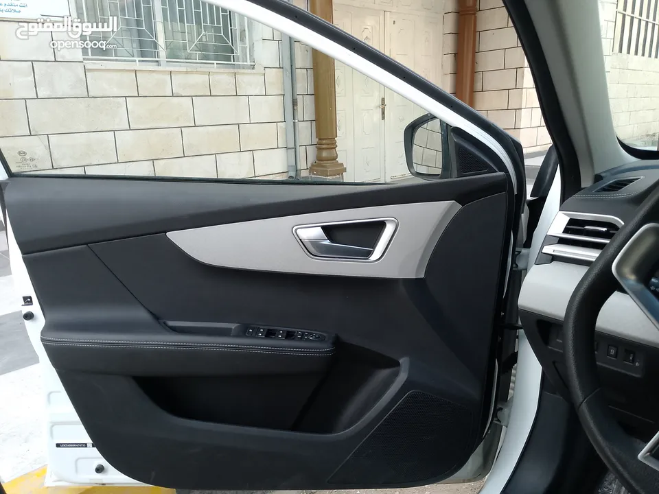 بي واي دي تشين  BYD Qin ev 2022