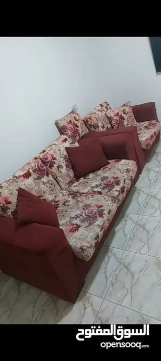 طقم كنب خشب زان وبلوط ثلاثية و ثنائية و مفردتين للبيع بحالة الوكالة