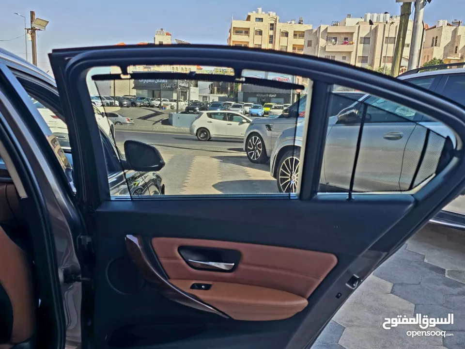 BMW 320i 2012 2000cc Luxury  جميع المواصفات