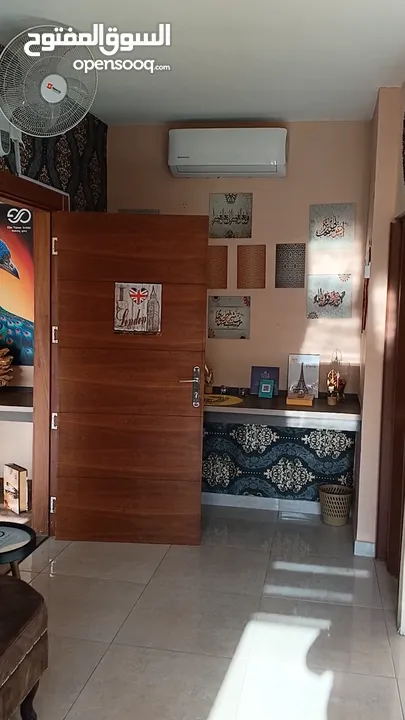 اثاث مكتب للبيع و ايجار المكتب فقط
