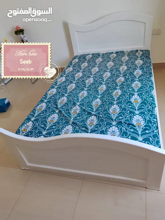 سرير مفرد الحجم الملكي 200*120  King size Bed