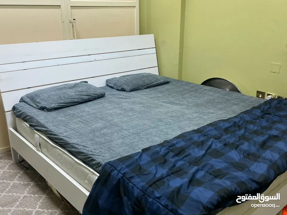 Comfy King Size Bed with Medicated Safat Mattress