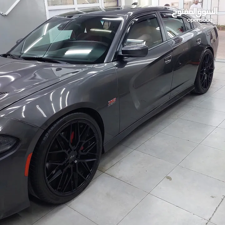 Dodge Charger SRT 6.4L Scat Park. Model 2016 import from Canada