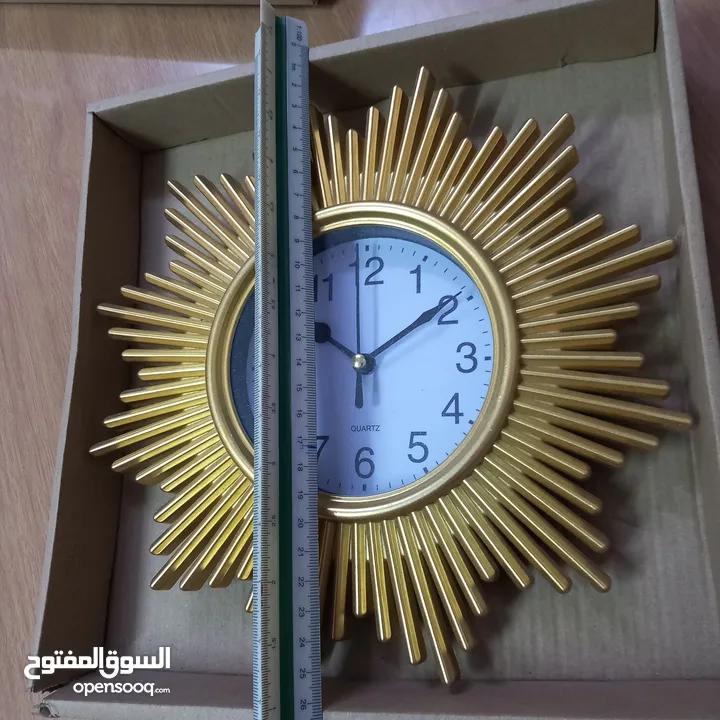 ساعات حائط للبيع