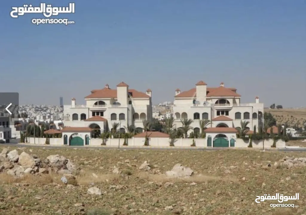 قصرين للبيع في منطقة الظهير على مساحة ارض 4 دونم و 800 م