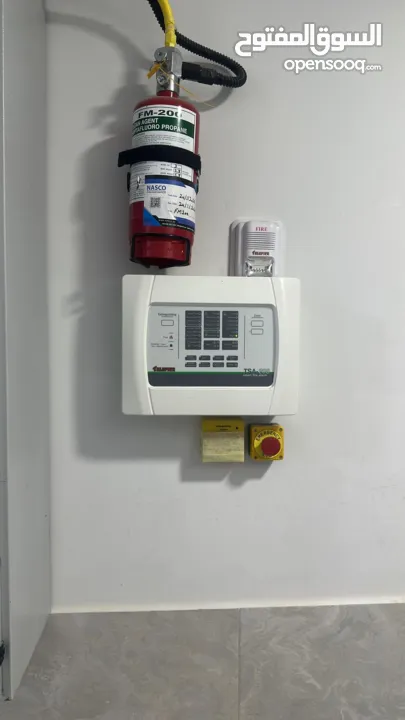 مختبر طبي للبيع بالكامل