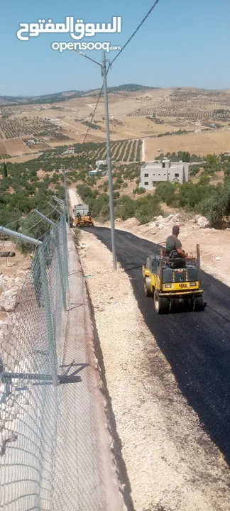 تزفيت ساحات ابو محمد نعمل على عزل اسطح وتزفيت ساحات وفتح شوارع