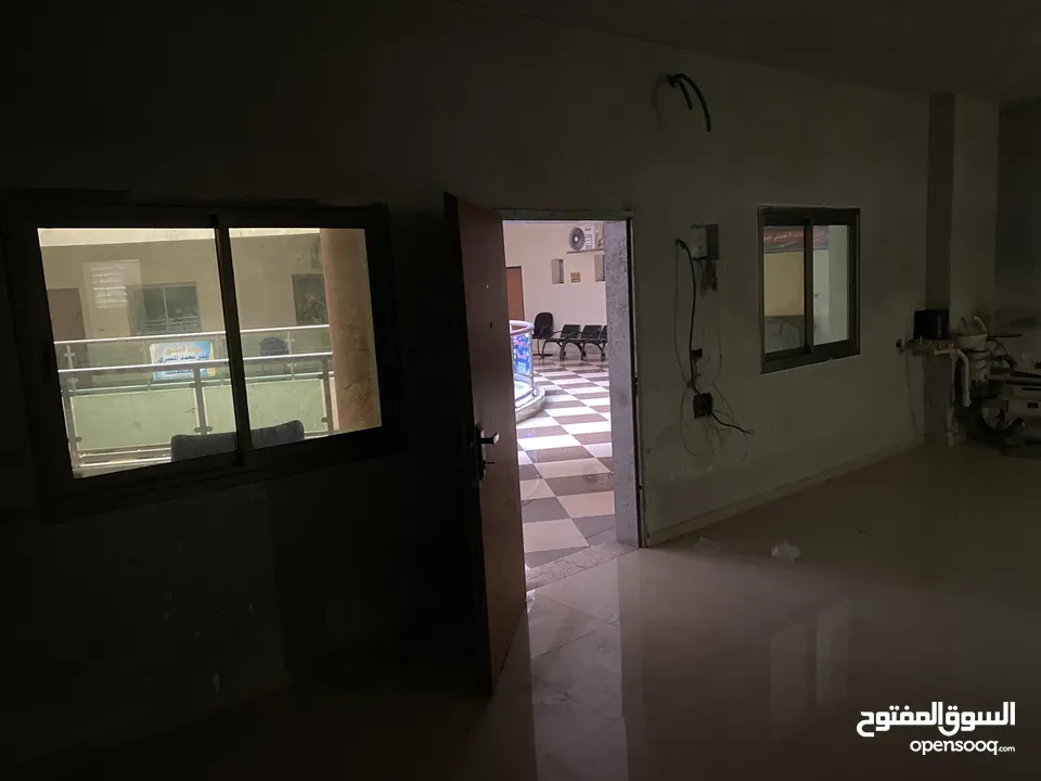 محل في سيتي سنتر مبلط ومقصور وجاهز