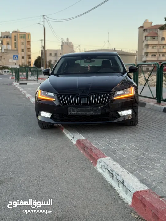 سكودا سوبيروب
