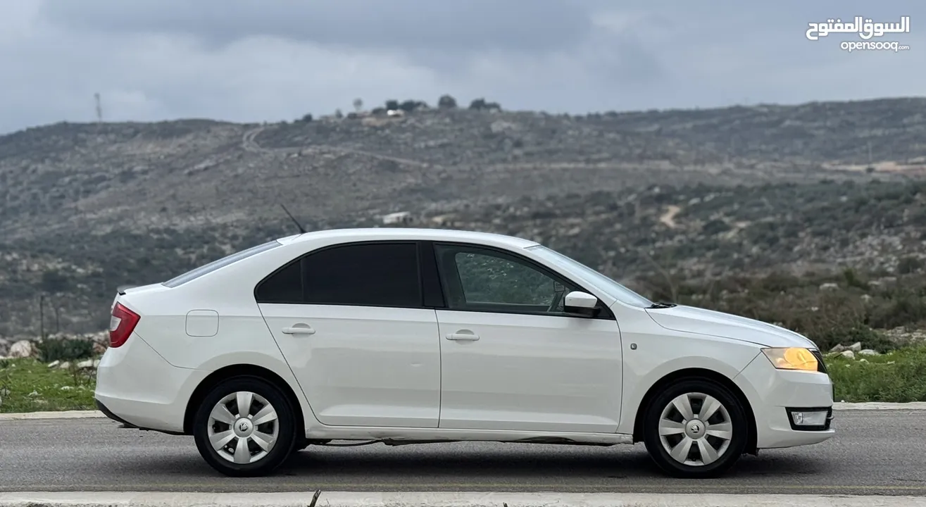 سكودا رابيد موديل 2015 ديزل اصل برايفت يد ثانية محرك 1600 جير عادي