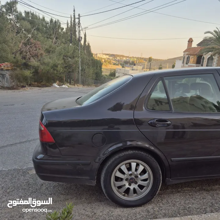 سيارة ساب 95 موديل 2004 Saab