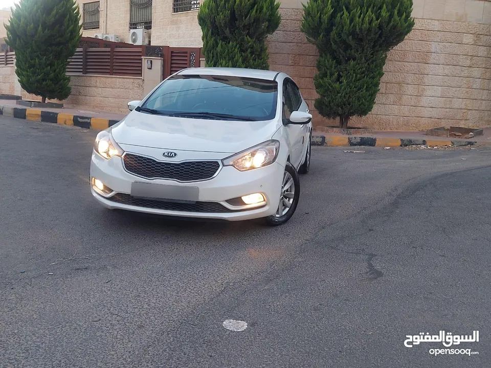 كيا3 2015 فل كامل ما عدا الفتحه