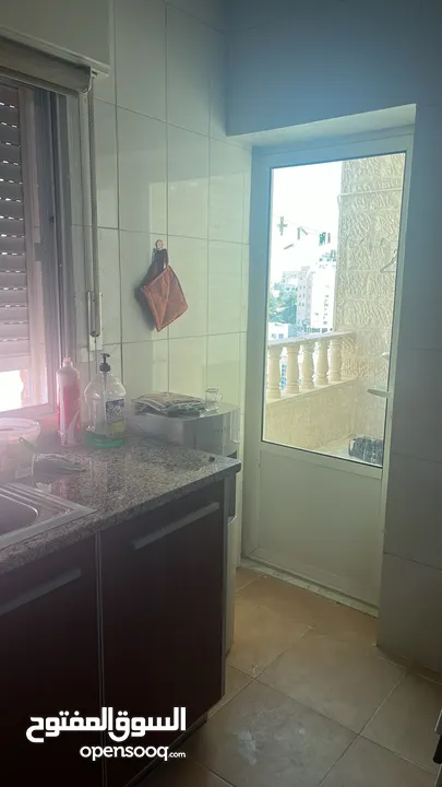 شقة للبيع مقابل مستشفى الملكة علياء