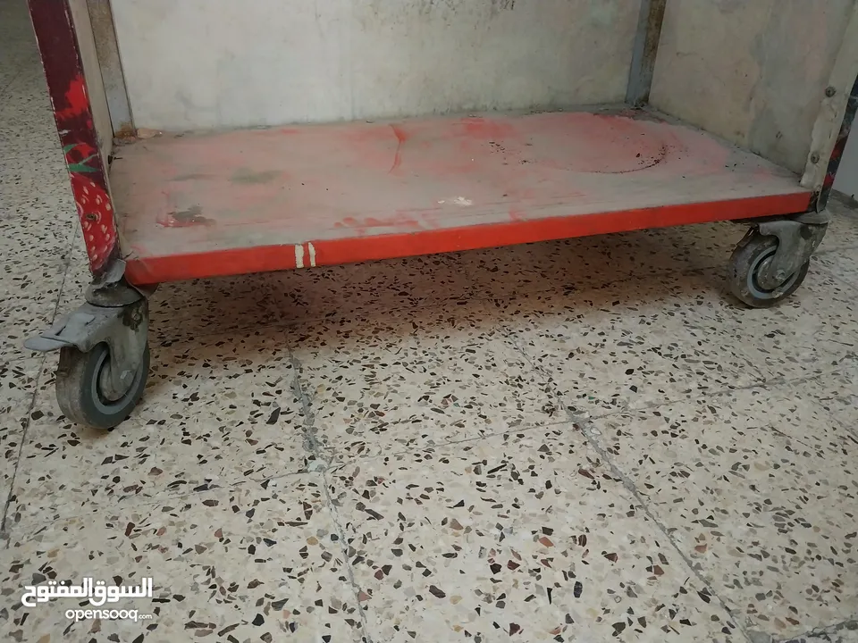 عدة كفتيريا مستعملة للبيع
