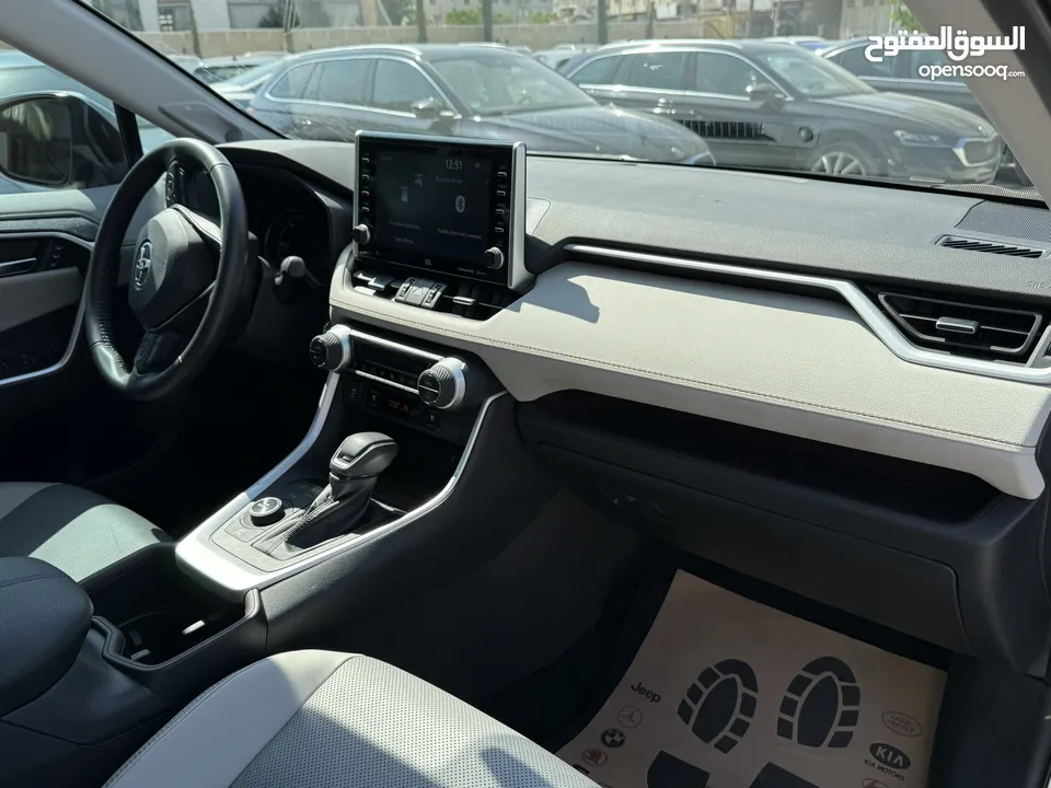 تويوتا RAV4 ترخيص 2022 محرك 2500 هايبرد