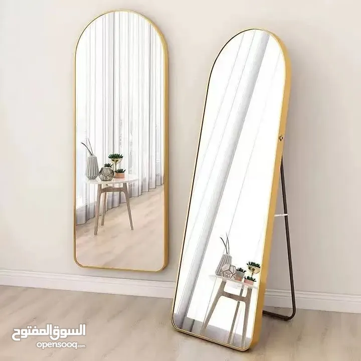 مرآة ستاند إطار المنيوم ذهبي  القياس : 152 * 40