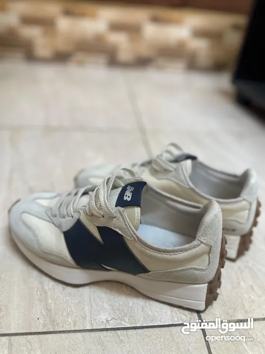 New balance 327
