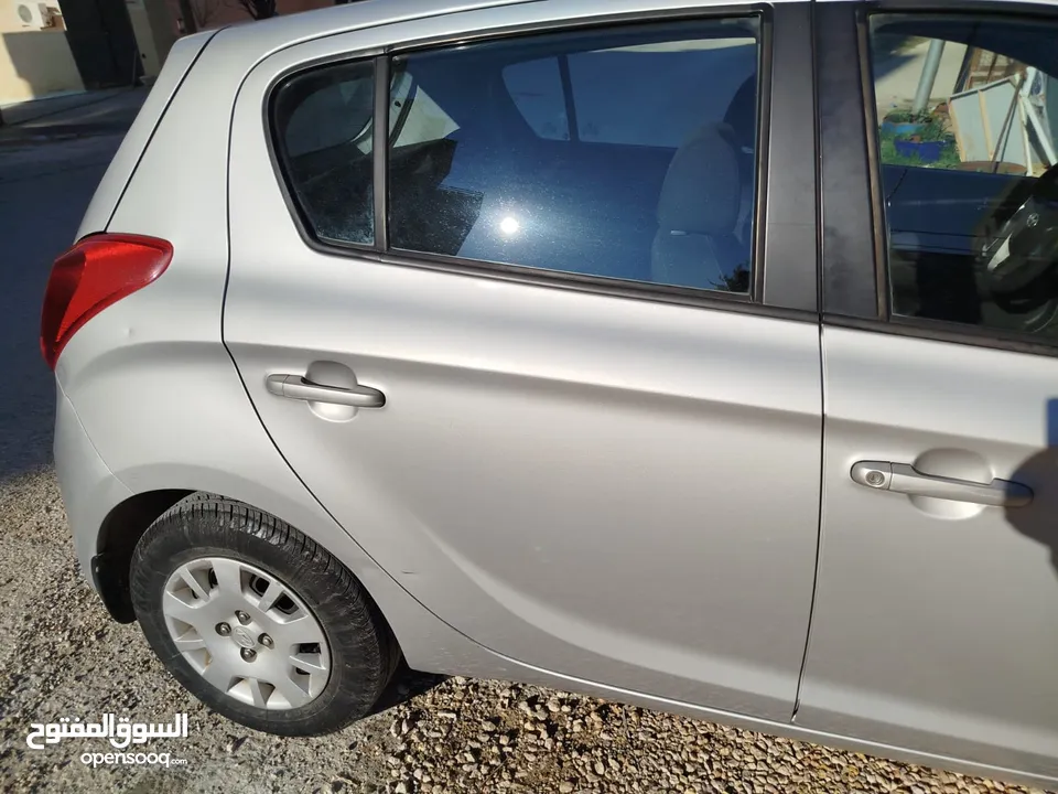هونداي I200 موديل 2013 للبيع