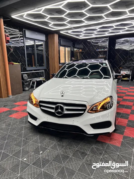 The All New Mercedes Benz  W212  E200