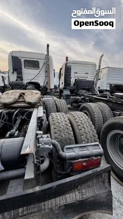 راس شاحنة سكانيه G460 سكس ويل خليجي مديل 2016 بحالة ممتازة جداً لدينا جميع انواع الشاحنات والمعدات