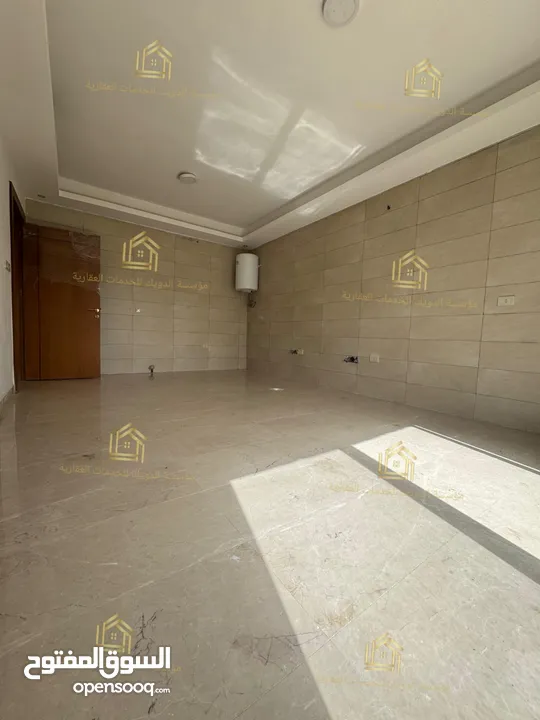 شقة فاخرة - لم تسكن - دير غبار - 3نوم 1ماستر - 220م - بإطلالــــه مميزة - قرب الخدمات العامة