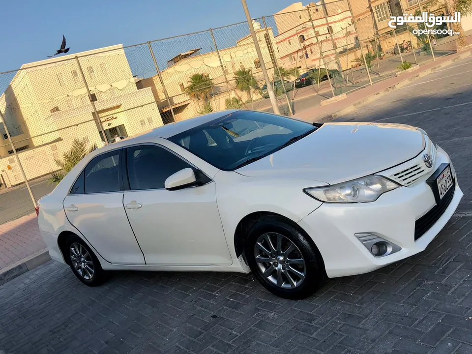 Toyota Camry GL 2013 Low Millage 1 Minor Accident 10 Month Pasing Inshurance