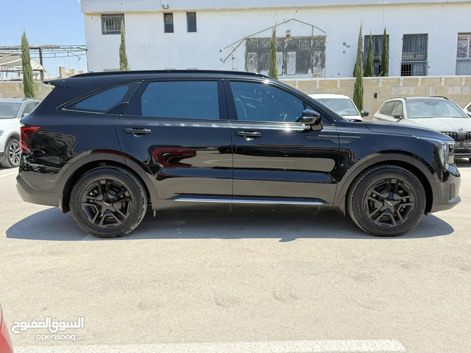 كيا سورنتو هايبرد ترخيص 2023 محرك 1600 هايبرد