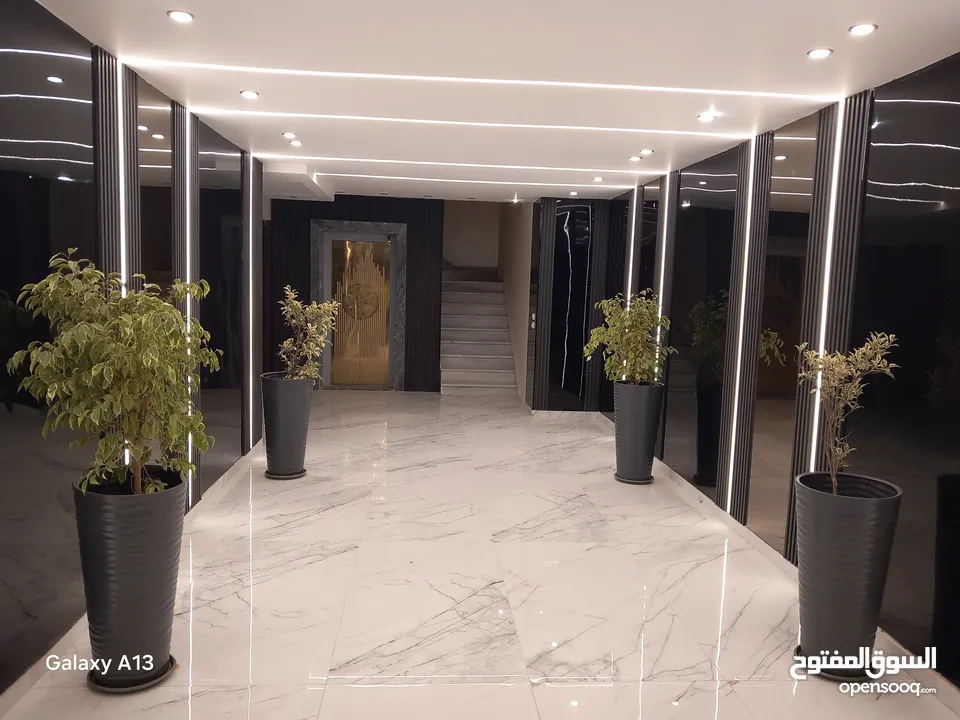 شقق للبيع إطلالة اكثر من رائعه في الجبيه مساحه 140م و 150 أسعار تبداء 67ألف