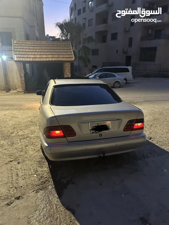 W210 E220 أوتوماتيك اصل مونيت