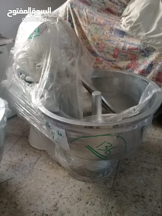 عده مخبز للبيع